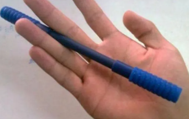 轉轉筆新手教程視頻-轉筆教程6個基本動作