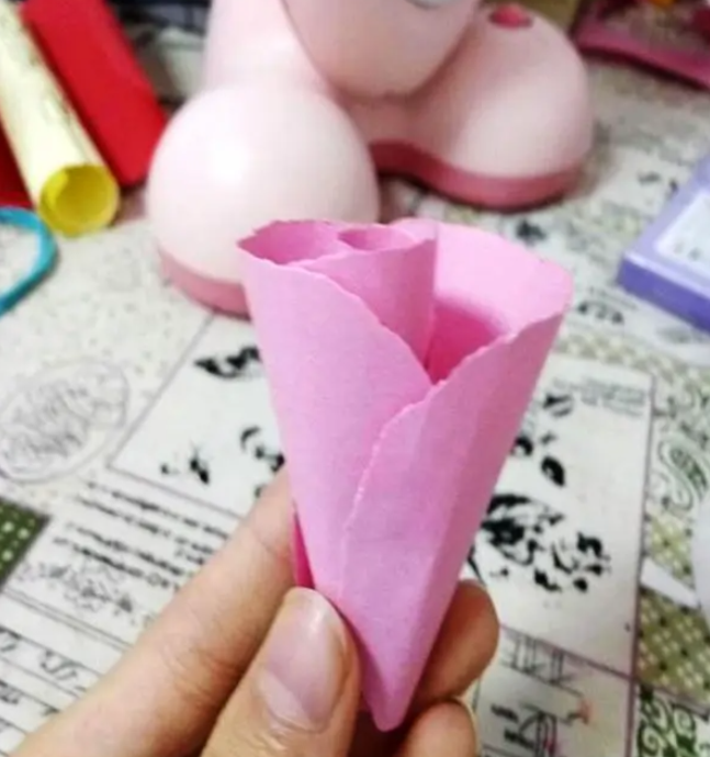 手工折紙花教程-紙花教程一步一步圖解 手工折紙花教程-紙花教程一步一步圖解