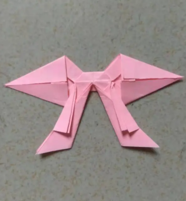 蝴蝶結折紙教程圖解-蝴蝶結的折紙方法步驟