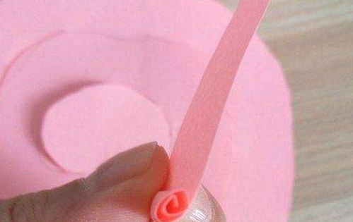 手工制作教程簡(jiǎn)單又漂亮-4步簡(jiǎn)易折紙花玫瑰花制作教程