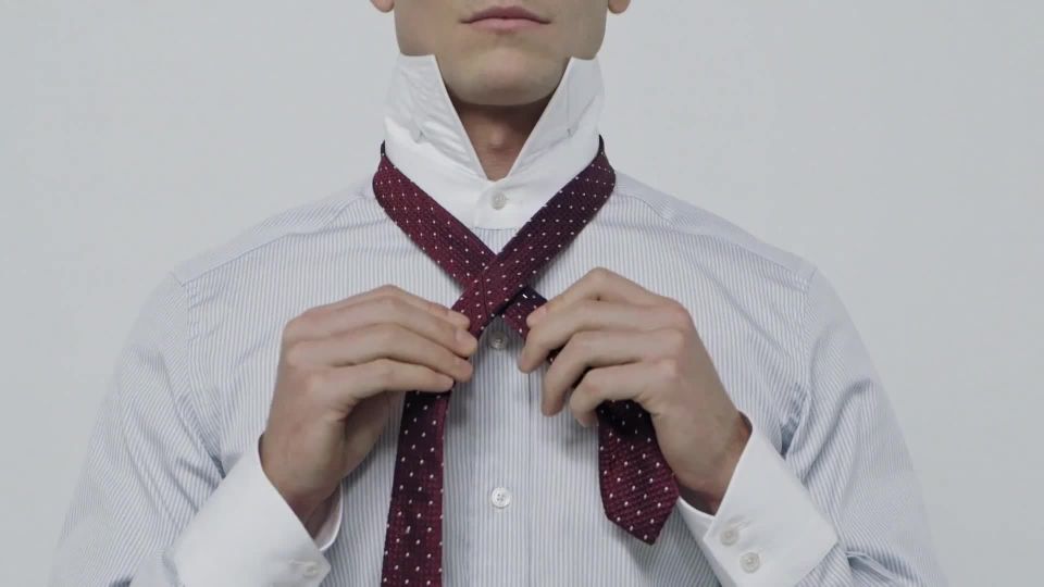 打領(lǐng)帶教程只需四步圖解